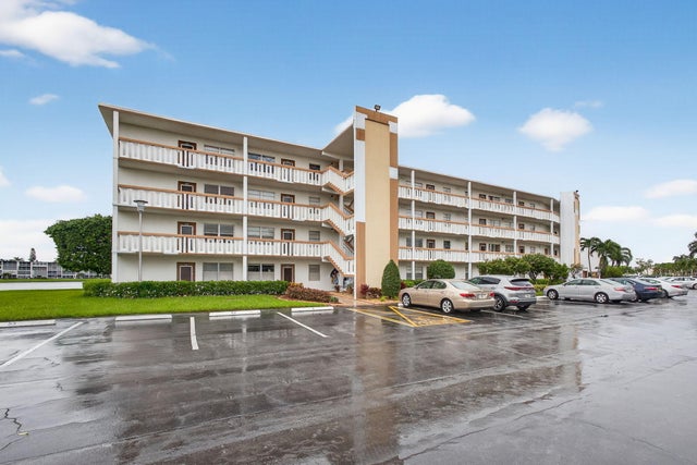 2 of 20 - 2020 Cornwall A, Boca Raton, FL