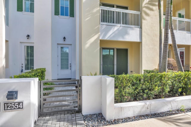 2 of 37 - 12554 Gross Pointe Drive, Palm Beach Gardens, FL