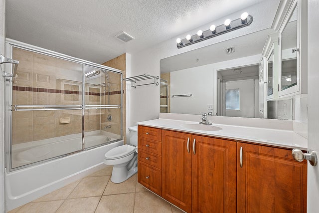 5 of 16 - 6466 Emerald Dunes Drive #207, West Palm Beach, FL