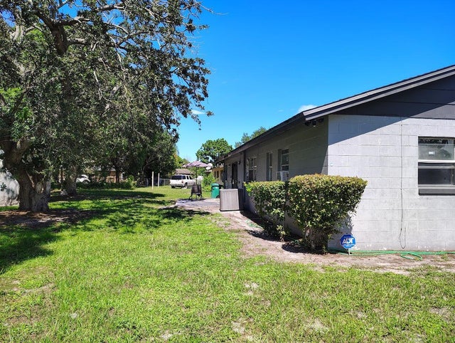 4 of 21 - 2701 Nw Essex Drive Nw, Fort Pierce, FL