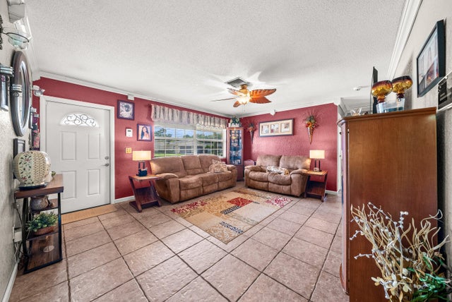 4 of 23 - 1439 Rose Circle, West Palm Beach, FL
