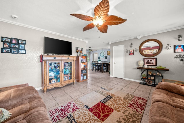 5 of 23 - 1439 Rose Circle, West Palm Beach, FL