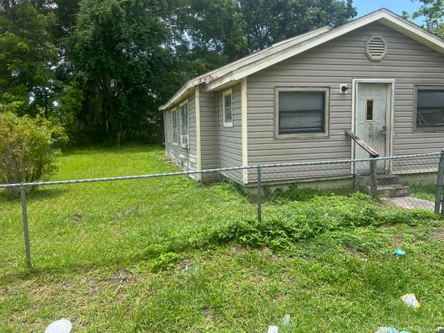 2 of 15 - 180 Delmonte Street, Jacksonville, FL