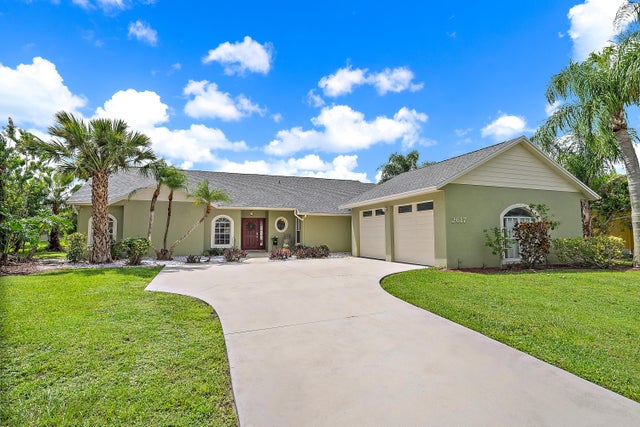 1 of 29 - 2617 Serenity Circle N, Fort Pierce, FL