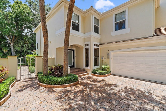5 of 70 - 32 Grand Bay Circle, Juno Beach, FL