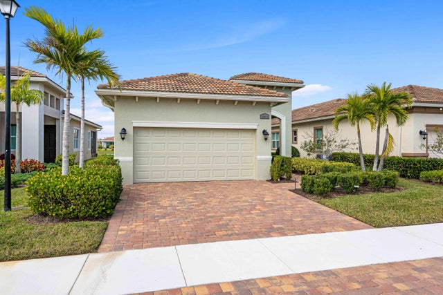 4 of 104 - 25074 Sw Alberti Way, Port Saint Lucie, FL