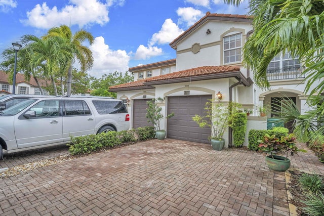 2 of 31 - 9761 Darlington Place, Cooper City, FL