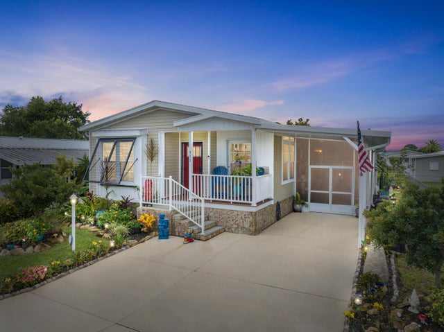1 of 40 - 733 Hyacinth Circle, Barefoot Bay, FL