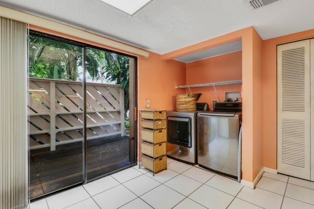 4 of 20 - 128 Sherwood Circle #13b, Jupiter, FL