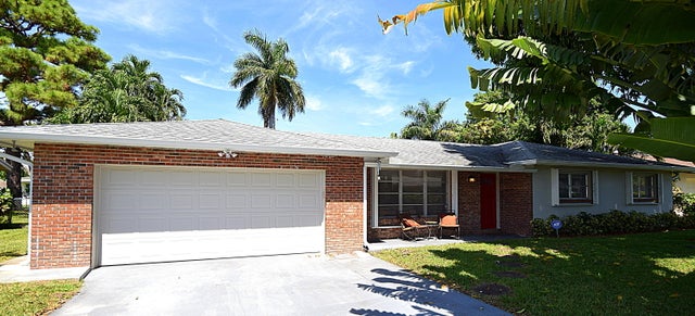 1 of 33 - 915 Sw 27th Way, Boynton Beach, FL