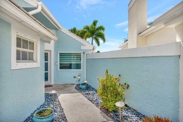 5 of 86 - 17 Blenheim Court, Palm Beach Gardens, FL
