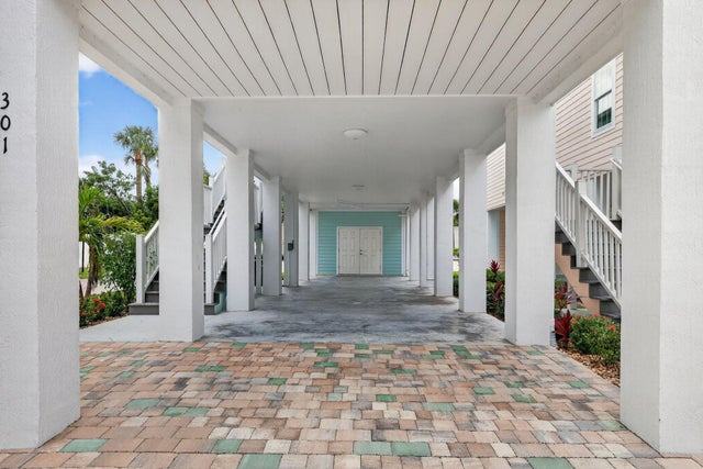 3 of 46 - 301 Ne Coastal Drive, Jensen Beach, FL