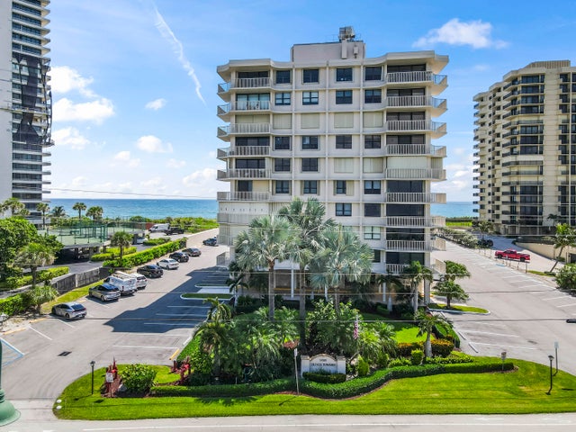 2 of 45 - 5480 N Ocean Drive #b5b, Singer Island, FL