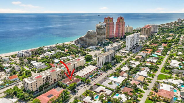 2404 Ne 33rd. Avenue #8, Fort Lauderdale