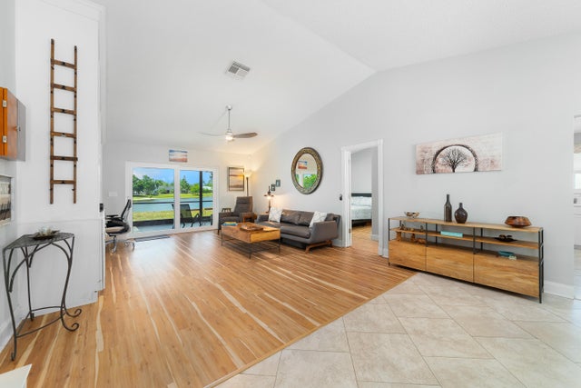 4 of 35 - 142 Timberline Drive, Jupiter, FL