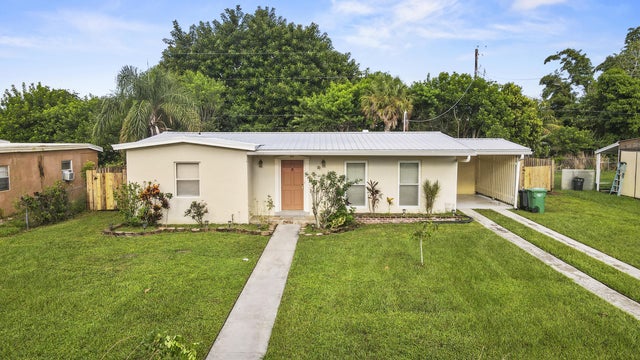 3 of 43 - 351 Se Solaz Avenue, Port Saint Lucie, FL