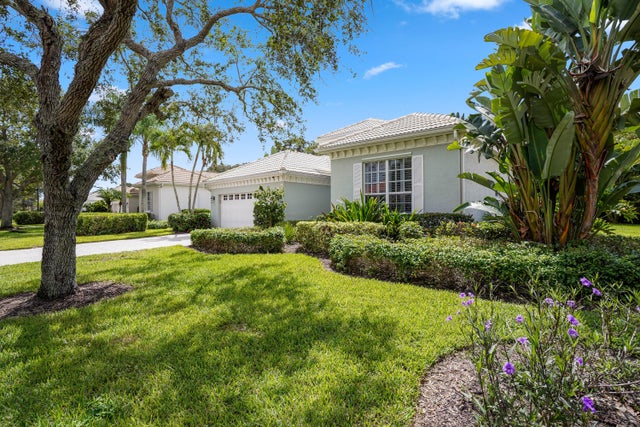 3 of 49 - 889 Island Club Square, Vero Beach, FL