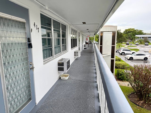 2 of 45 - 417 Markham S, Deerfield Beach, FL