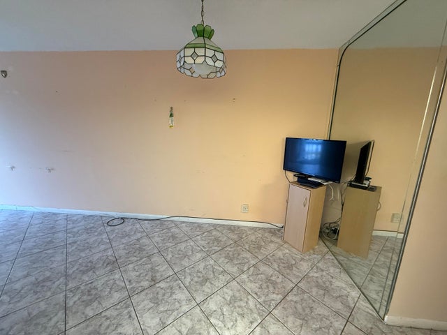 5 of 45 - 417 Markham S, Deerfield Beach, FL