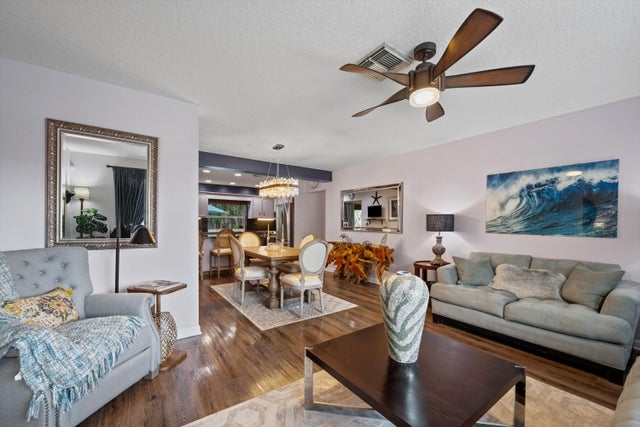 5 of 28 - 5445 Sandhurst Circle S, Lake Worth, FL