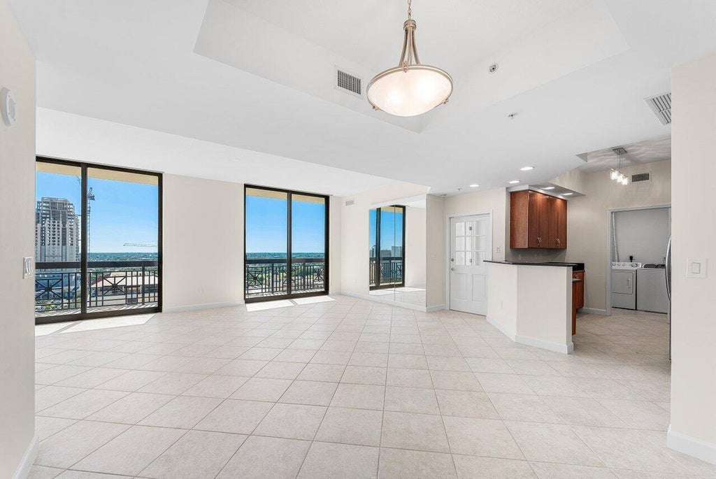 801 S Olive Av #1404, West Palm Beach