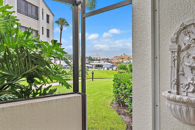 3 of 50 - 811 Oak Harbour Drive, Juno Beach, FL