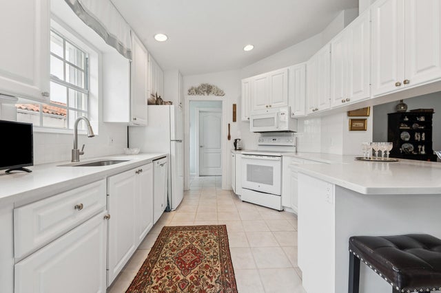 4 of 51 - 2718 Livingston Lane, West Palm Beach, FL