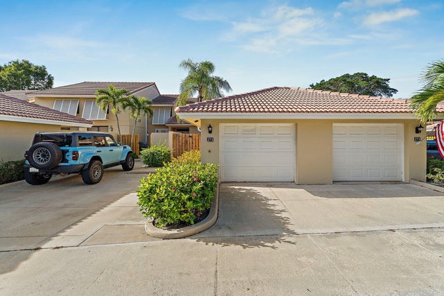 2 of 30 - 271 Old Meadow Way, Palm Beach Gardens, FL