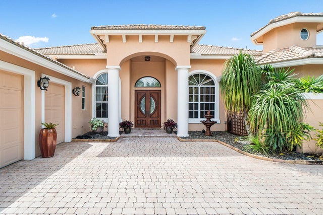 3 of 56 - 137 Pembroke Drive, Palm Beach Gardens, FL