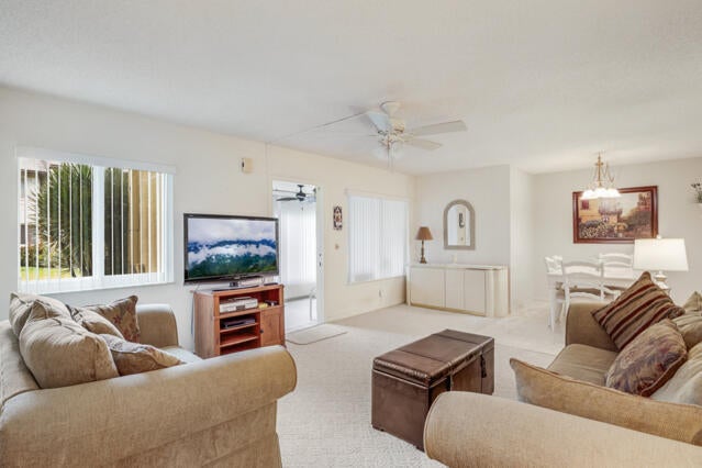 4 of 27 - 319 Pine Ridge Circle #b1, Greenacres, FL