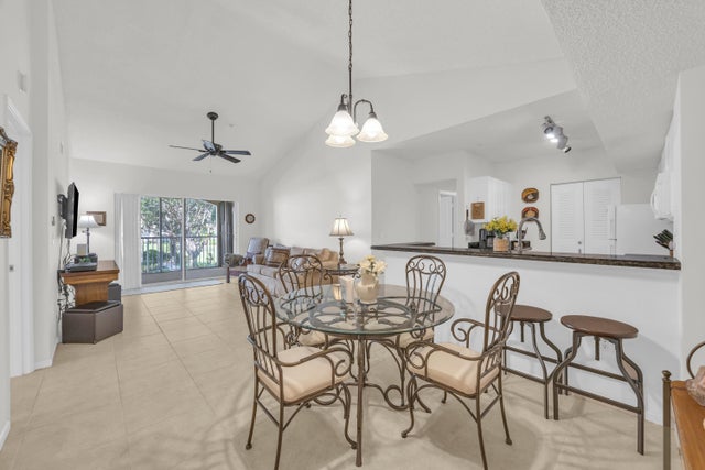 4 of 40 - 248 Village Boulevard #3202, Tequesta, FL