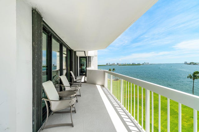 4 of 61 - 115 Lakeshore Drive #648, North Palm Beach, FL