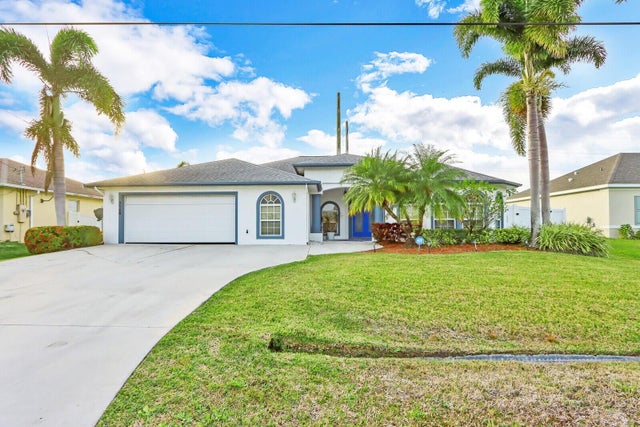 2548 Sw Edgarce Street, Port Saint Lucie