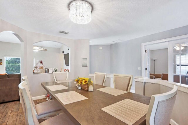 4 of 27 - 2548 Sw Edgarce Street, Port Saint Lucie, FL