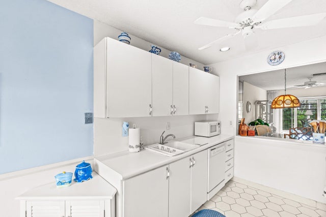 3 of 28 - 13735 Flora Place #b, Delray Beach, FL