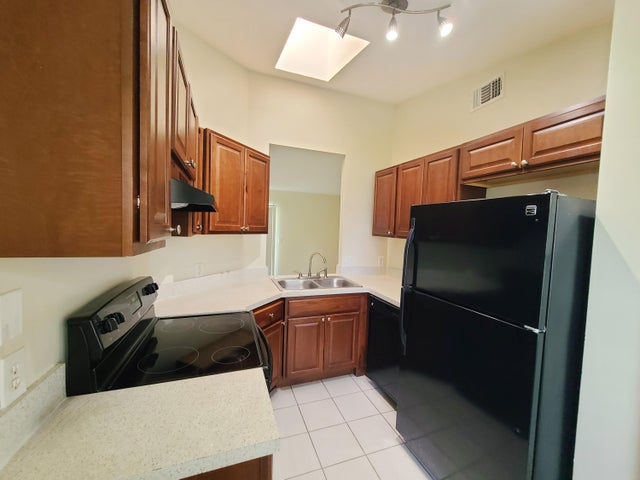 2 of 18 - 3127 Se Orchid Street, Stuart, FL