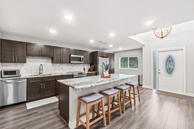 3 of 28 - 4674 Fountains Drive S, Lake Worth, FL