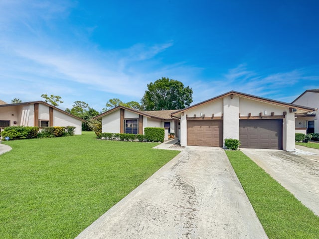 2 of 27 - 3804 Devenport Court, Greenacres, FL