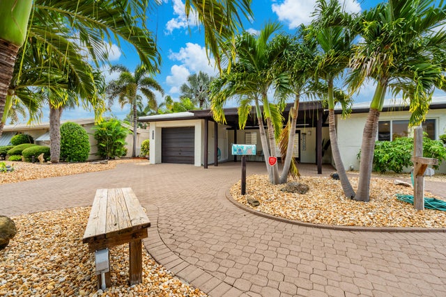 4 of 50 - 1621 Ne 63rd Court, Fort Lauderdale, FL