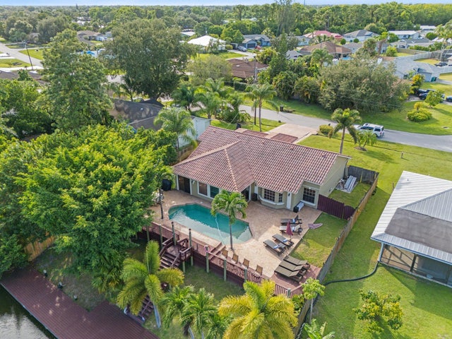 1 of 29 - 138 Ne Twylite Terrace, Port Saint Lucie, FL