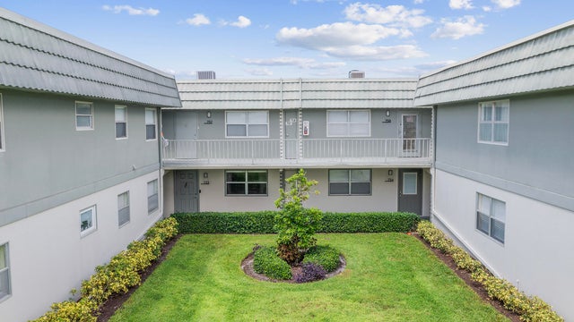 2 of 28 - 733 Flanders P, Delray Beach, FL