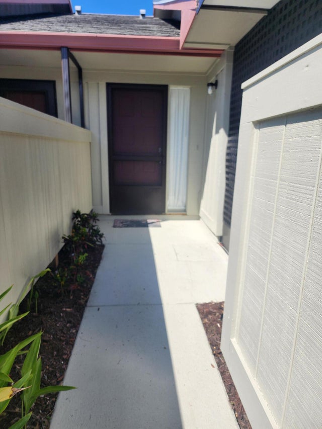 2 of 22 - 3993 Nw Cinnamon Tree Circle, Jensen Beach, FL