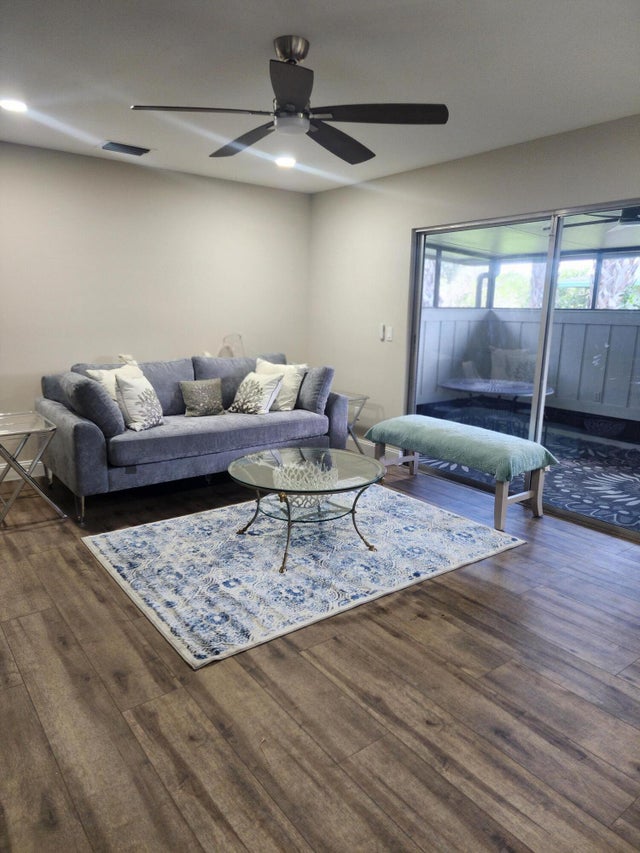 4 of 22 - 3993 Nw Cinnamon Tree Circle, Jensen Beach, FL