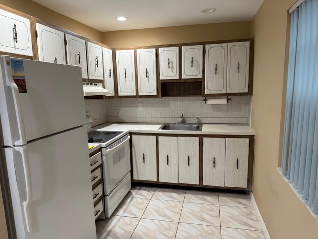 1 of 17 - 795 Normandy Q, Delray Beach, FL
