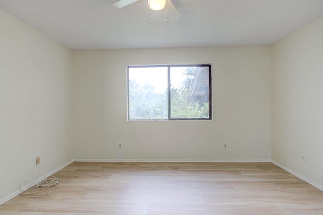 2 of 35 - 106 Village Del Lago Circle, St. Augustine, FL