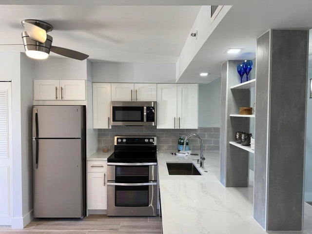 1 of 12 - 14527 Bonaire Boulevard #306, Delray Beach, FL