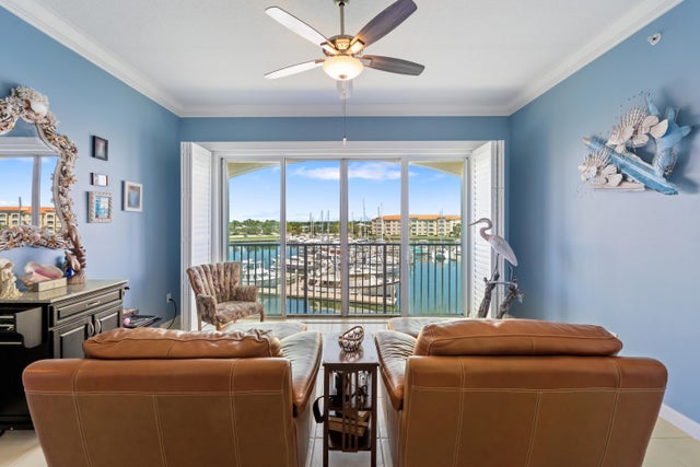 1 of 40 - 14 W Harbour Isle Drive #ph 03, Fort Pierce, FL