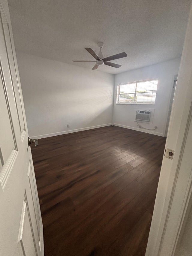 5 of 18 - 3510 Harrison Street #12, Hollywood, FL