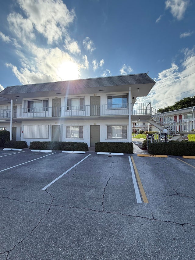 3160 Lake Osborne Drive #112, Lake Worth Beach