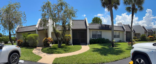 2 of 13 - 126 Lake Rebecca Drive #h, West Palm Beach, FL